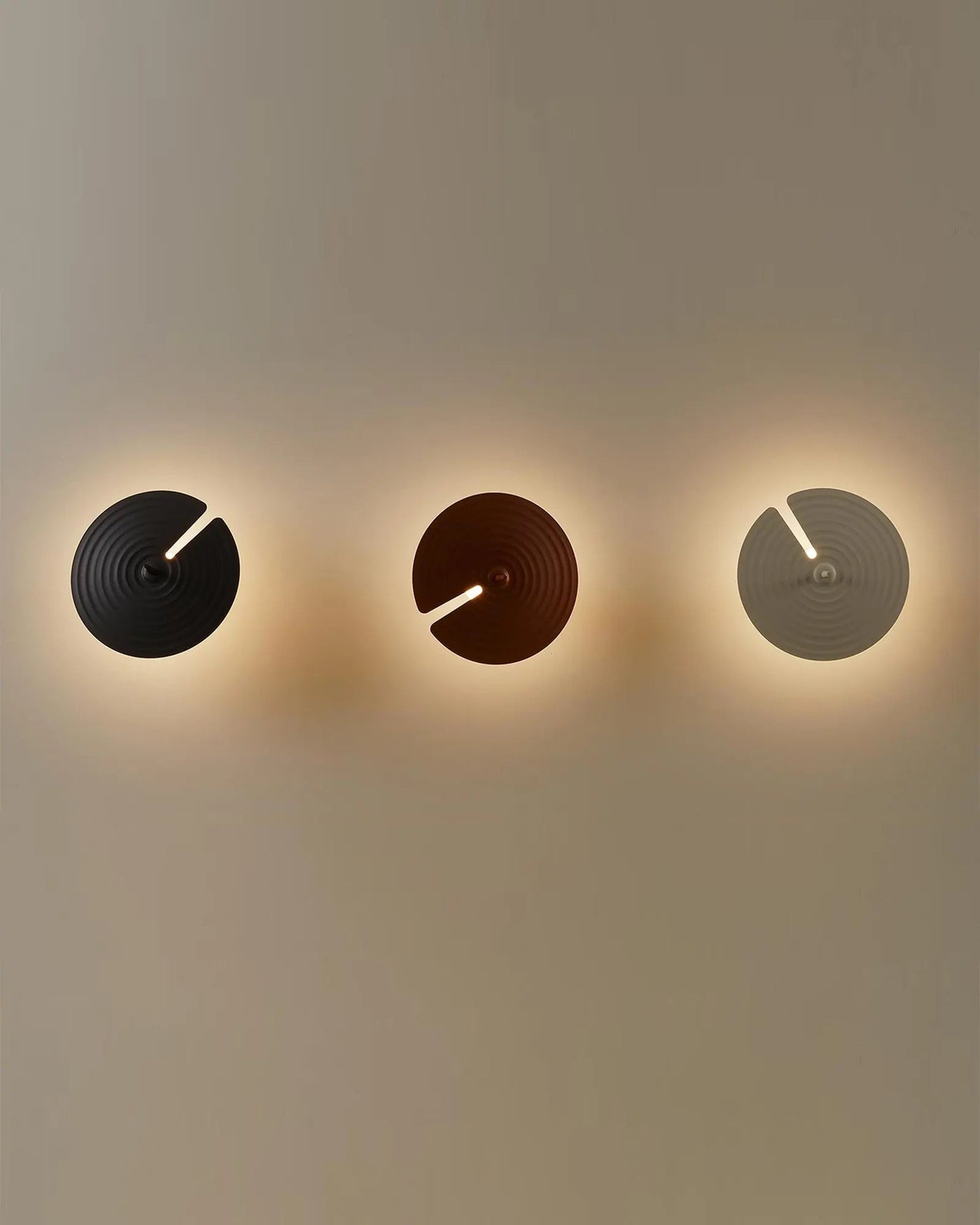 Symphony Wall Lamp