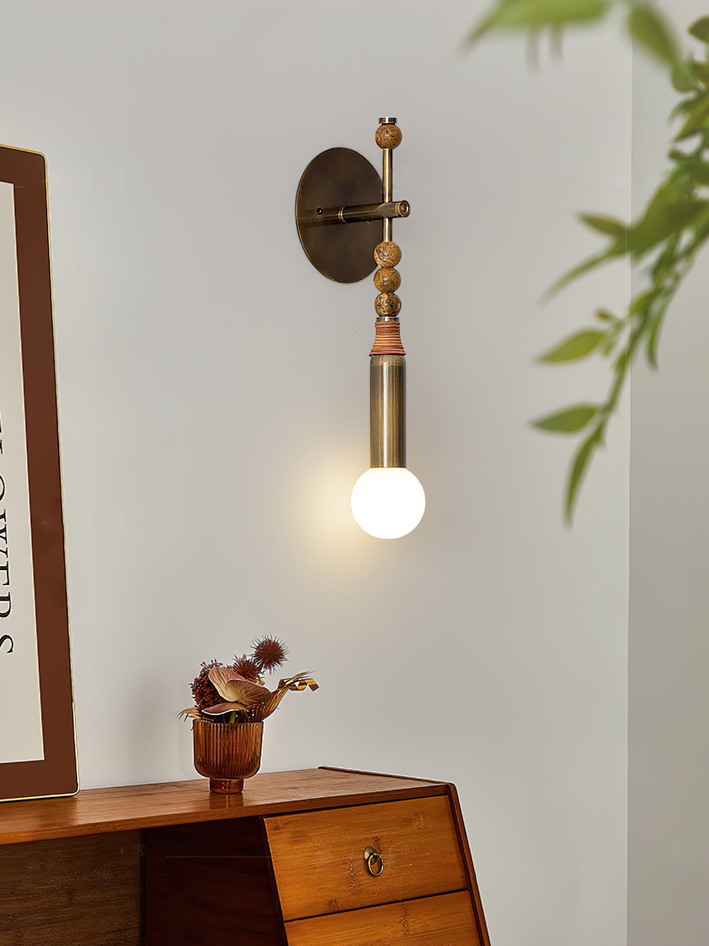 Toam Wall Lamp