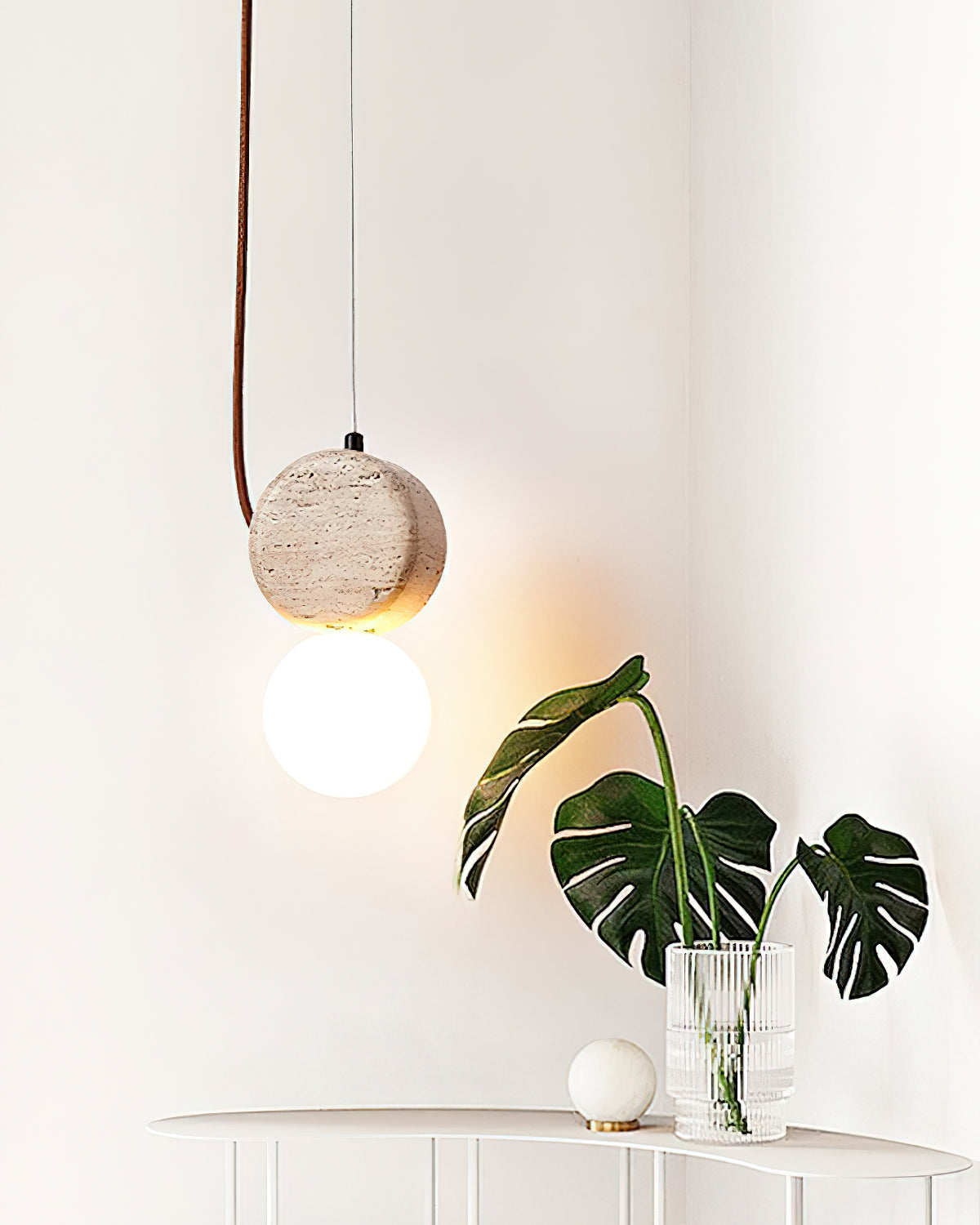 Tranquil Glow Pendant Lamp