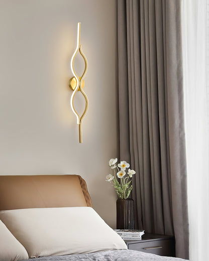 Twist Brass Wall Light