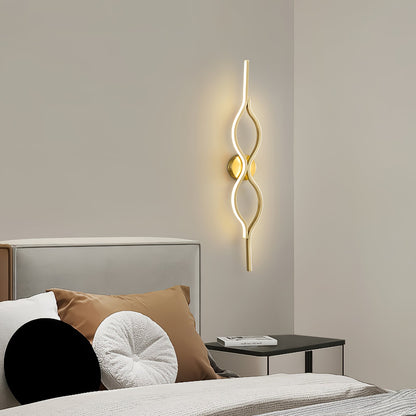 Twist Brass Wall Light