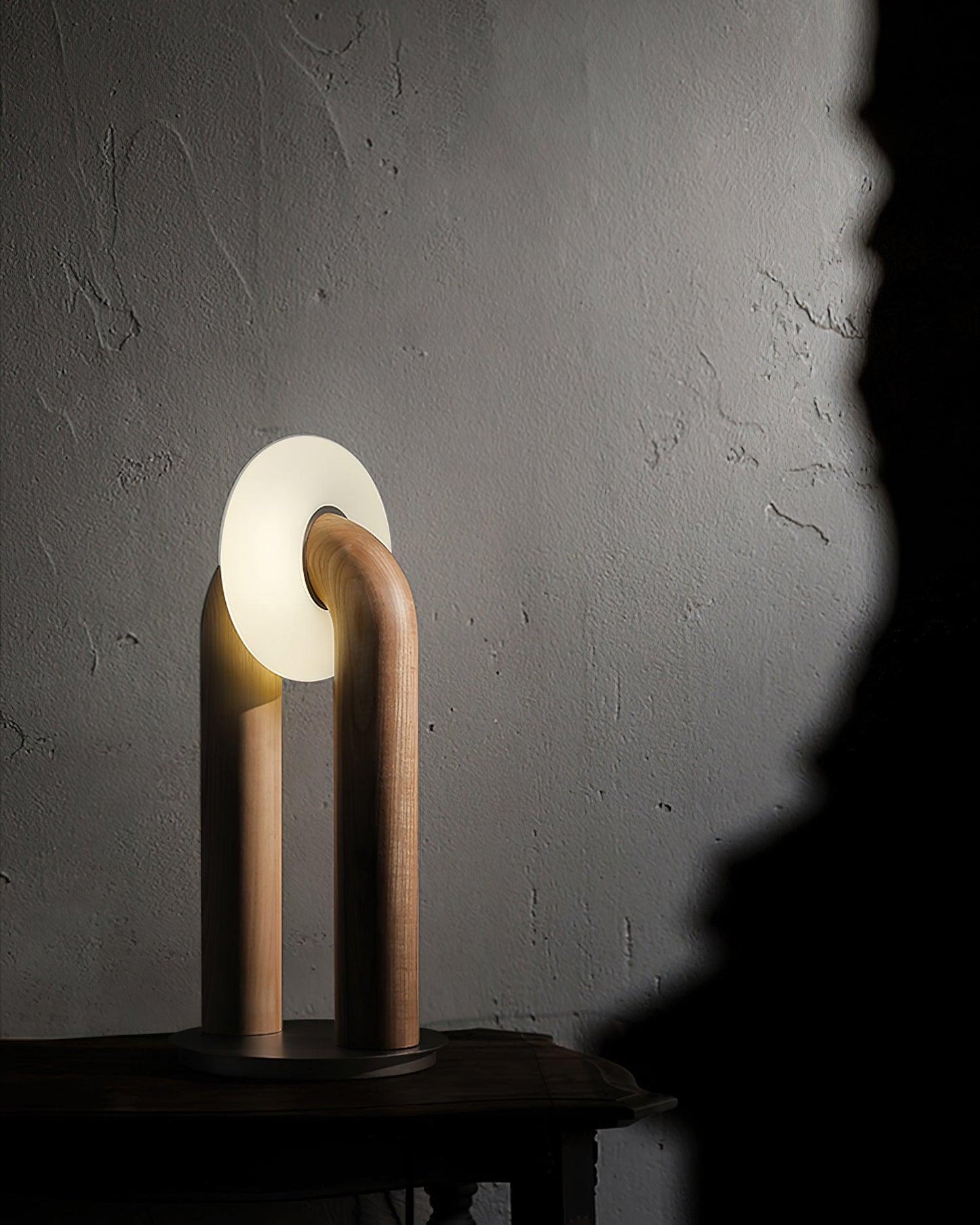 U-Shaped Xuanguang Table Lamp