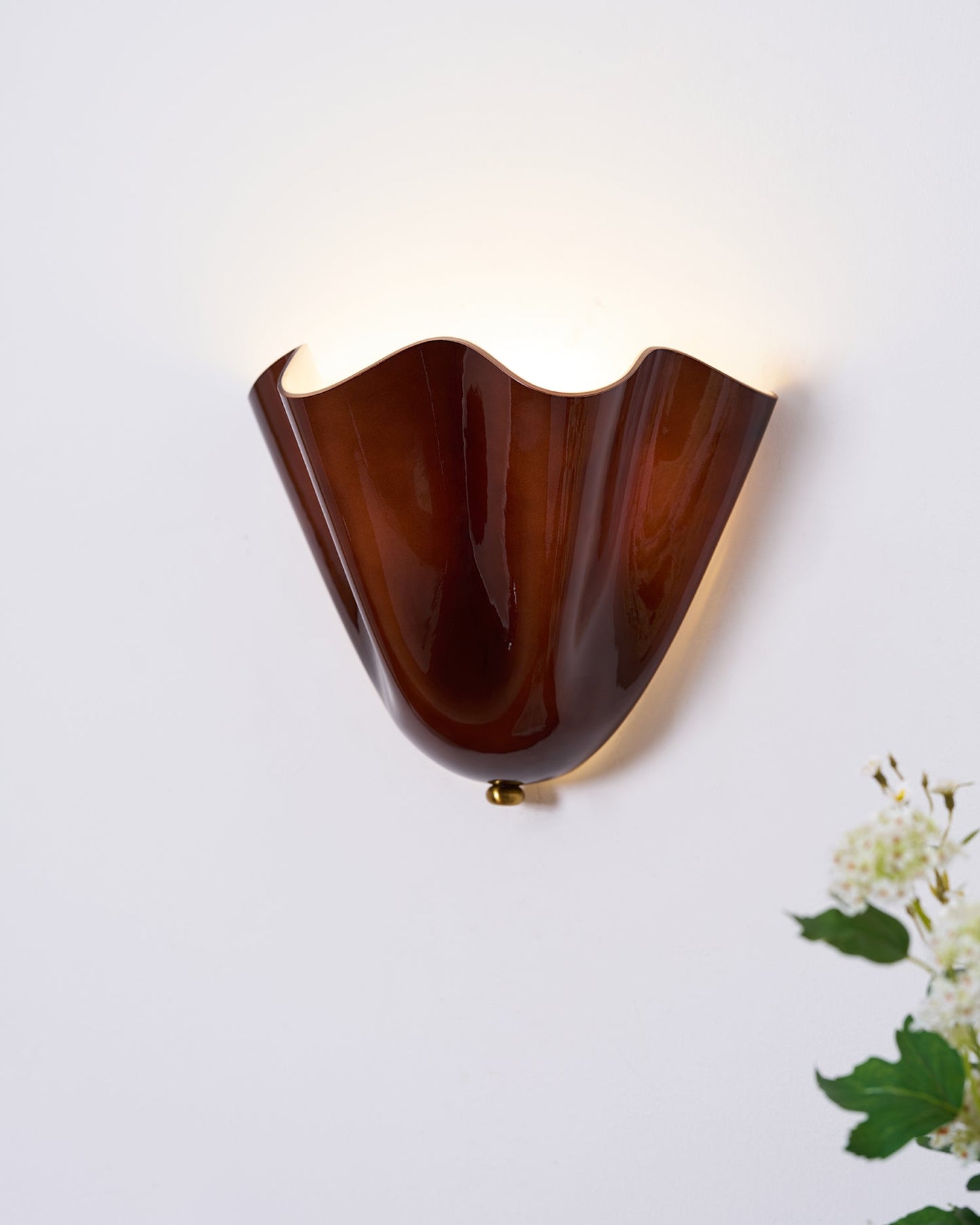 Petalia Wall Light
