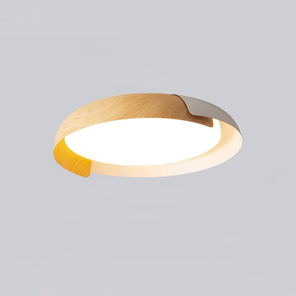 Vikaey Ceiling Light