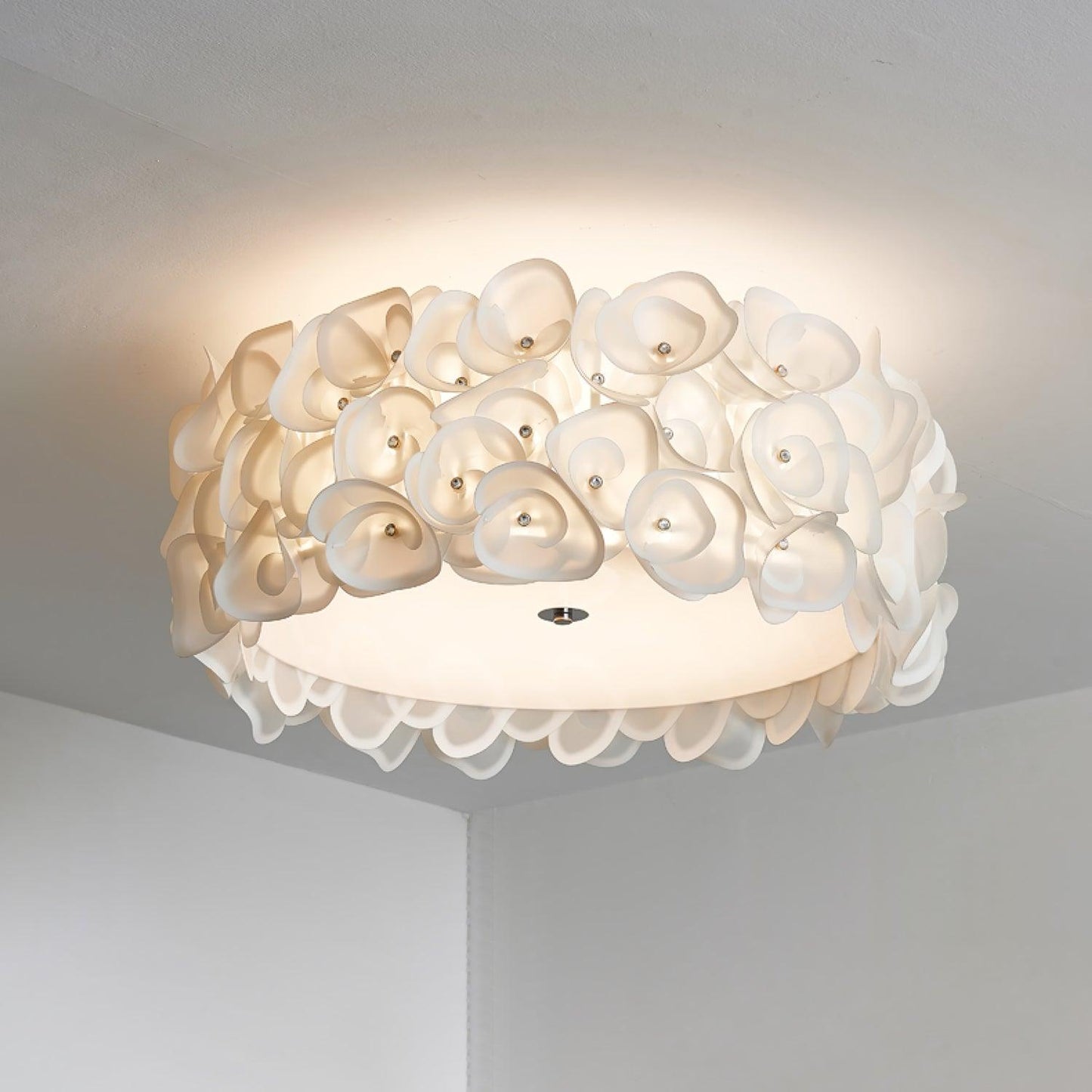 White Hydrangea Ceiling Lamp