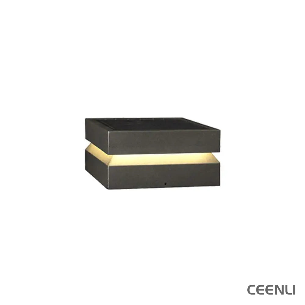 Solaris Square Post Light L 9.8″ x W 9.8″ x H 5.9″ / L 25cm x W 25cm x H 15cm / Model B: Solar-Powered Version / Warm