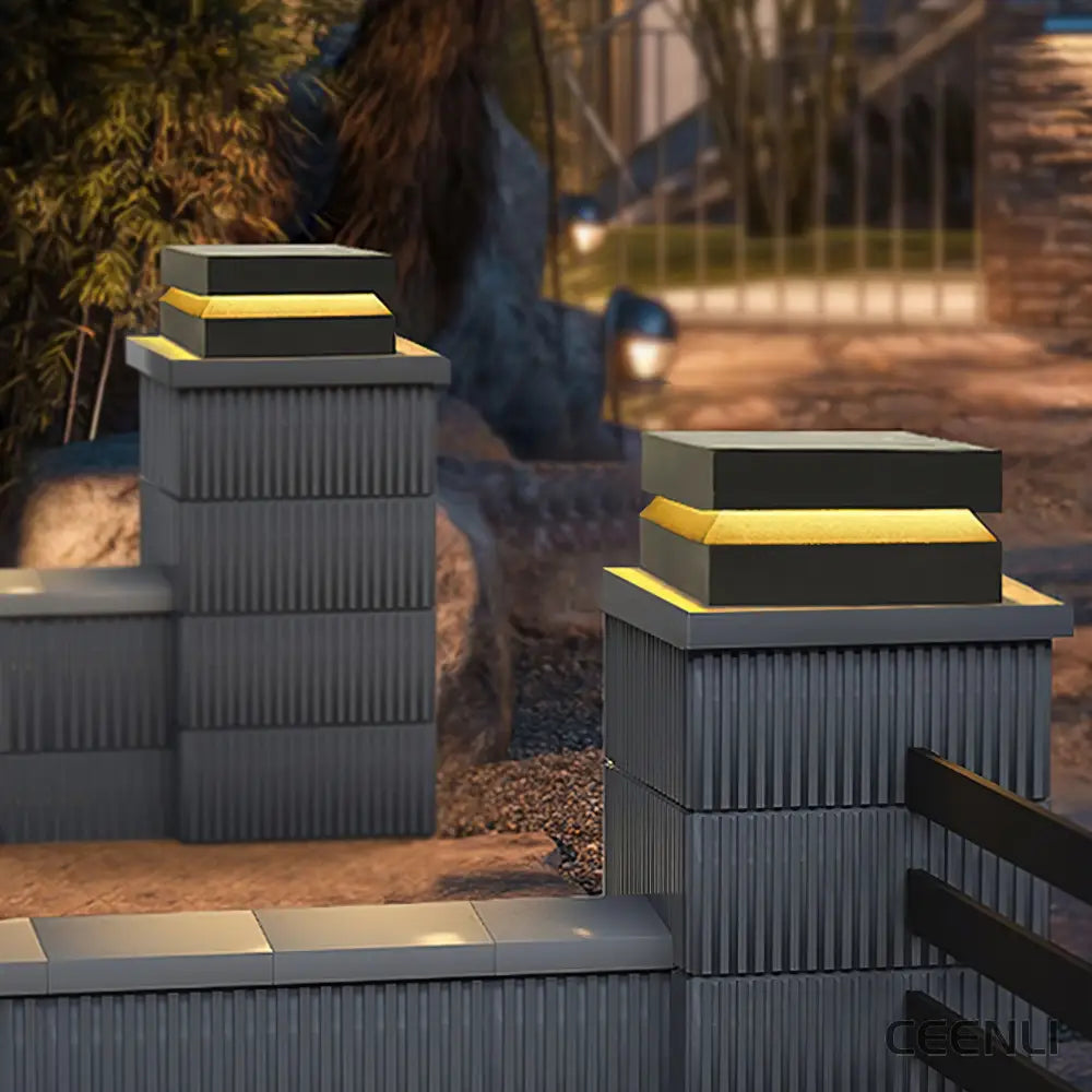 Solaris Square Post Light Table lamp